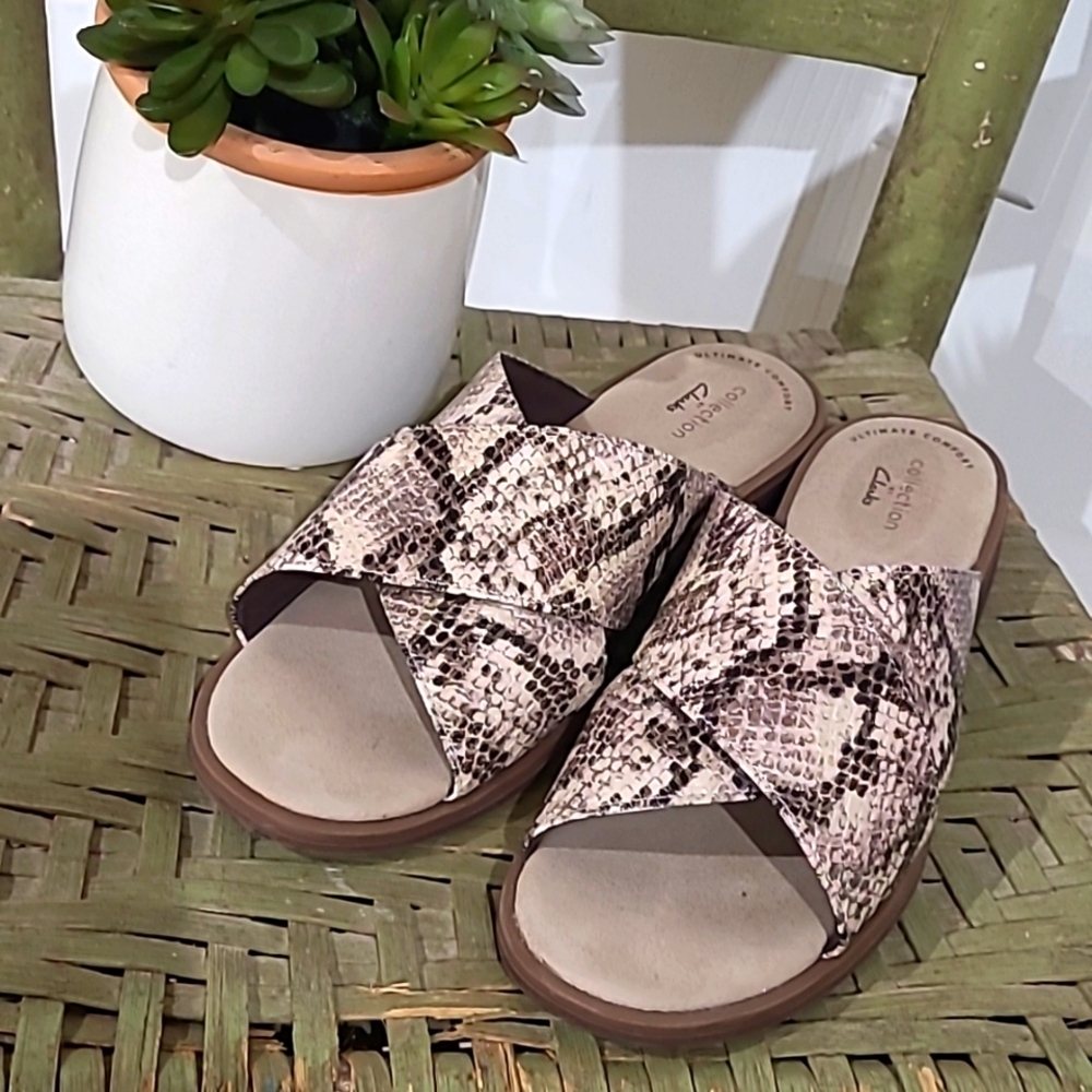 Clark's Collection Womens Cross Strap Reptile Print Comfort Slides Size 8